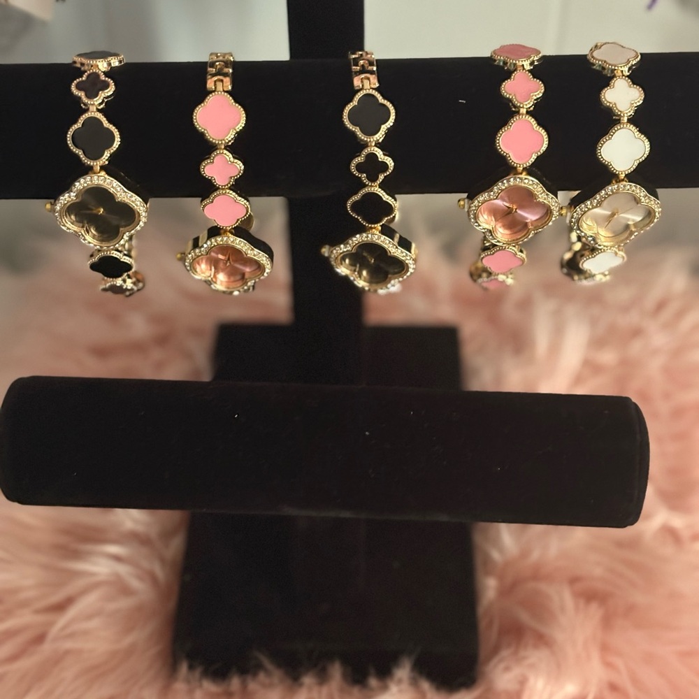 Elegant Gold and Pink Women's Watch